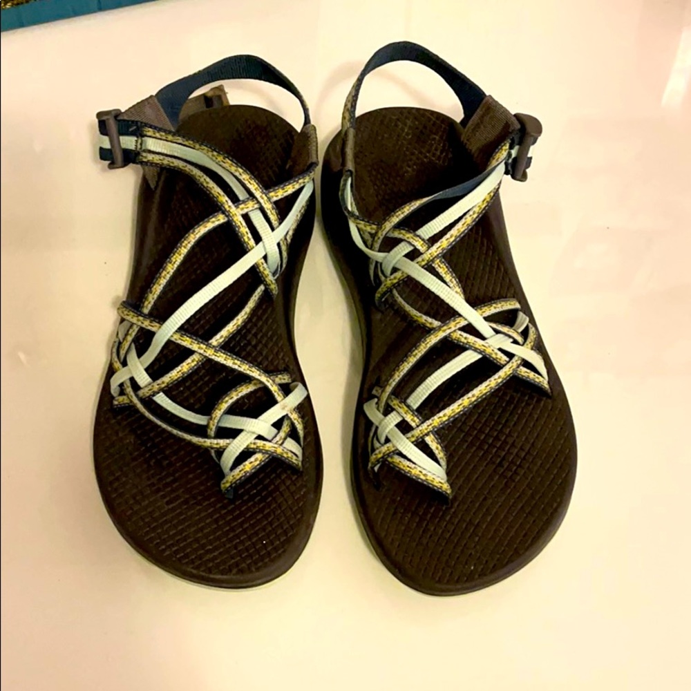 triple strap women’s size 8 chacos